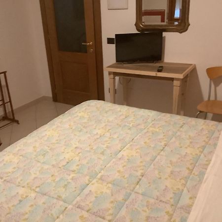 B&B Lattemiele Фонтанелато Екстериор снимка