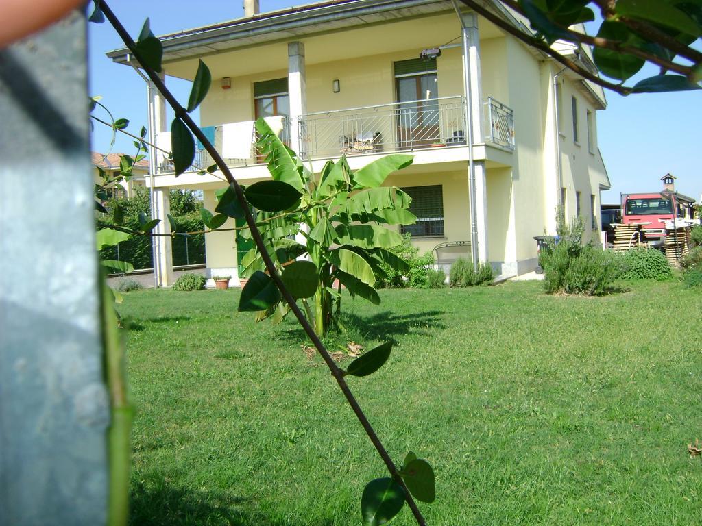 B&B Lattemiele Фонтанелато Екстериор снимка