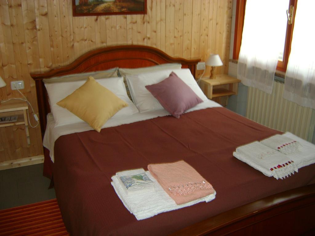 B&B Lattemiele Фонтанелато Стая снимка